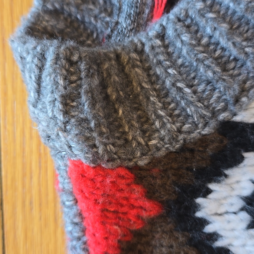 RD Style Conscious, Fair Isle Crewneck Sweater, Red/Black/White/Gray, VGUC, L - Picture 5 of 14